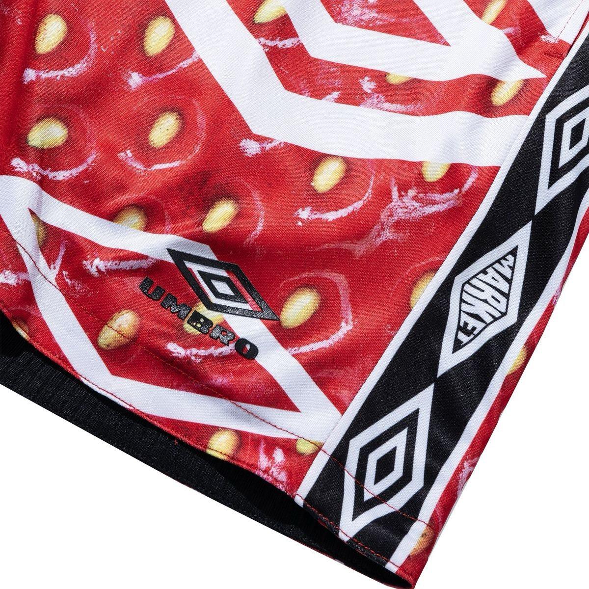 Market x UMBRO Reversible Shorts