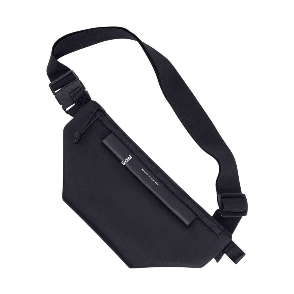 Isarau XS Sleek Black